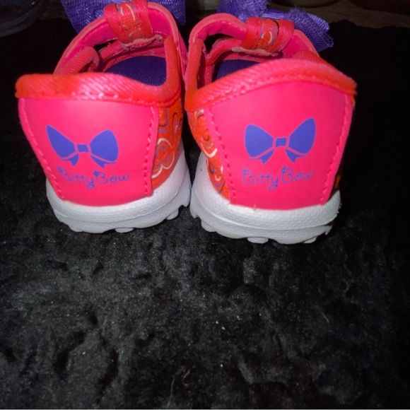 Sketchers Toddler Girls’ Shoe - Size 5 - Picture 5 of 9